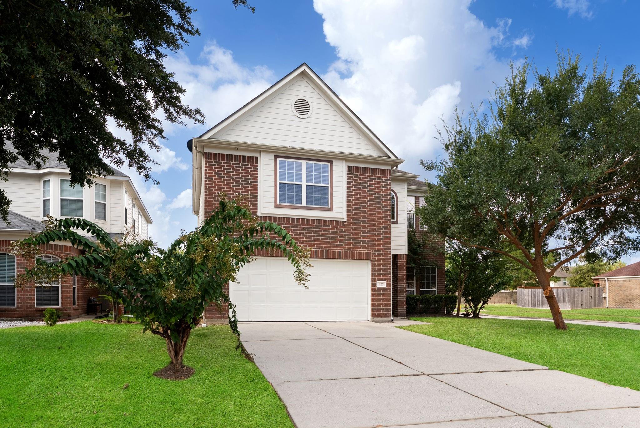 927 Northgate Springs Drive