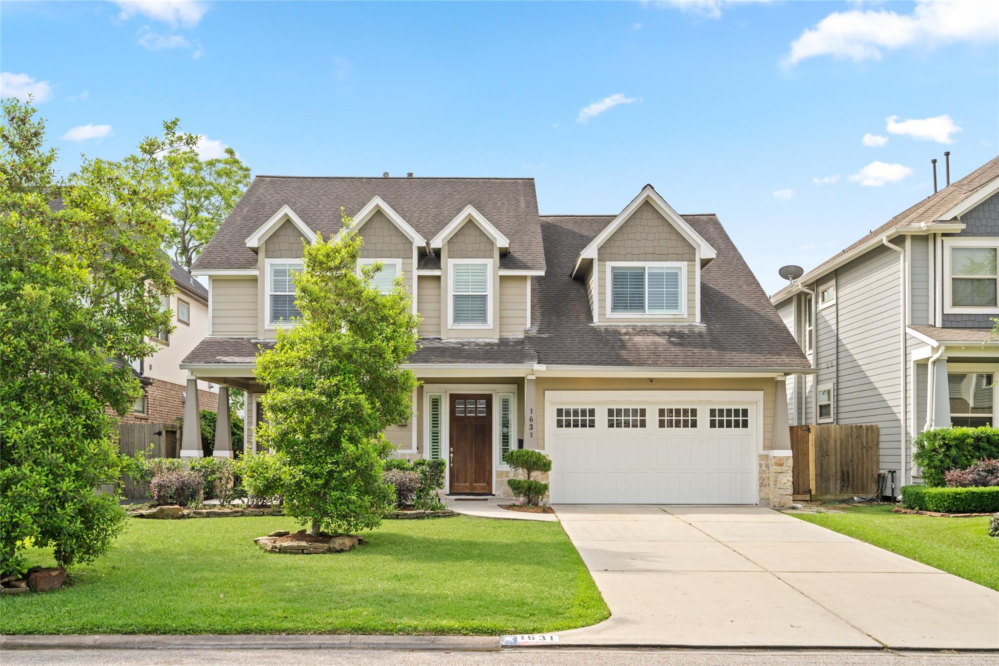 1631 Du Barry Lane