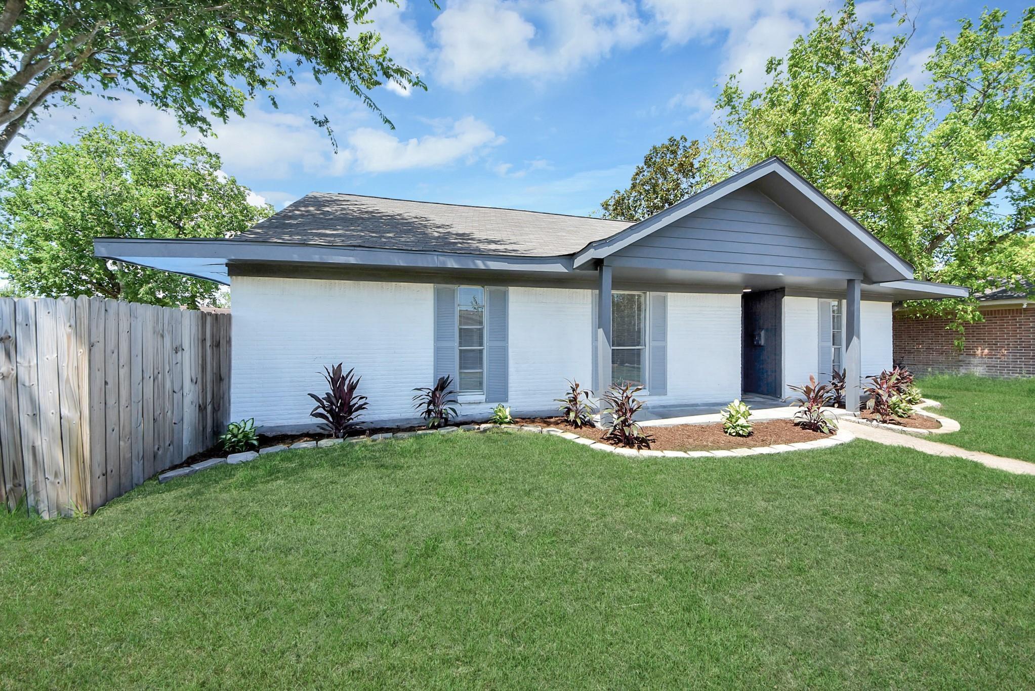 6301 Sioux Drive