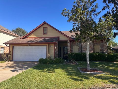 Photo of 219 Kings Court, Stafford, TX 77477 (MLS # 4953866)
