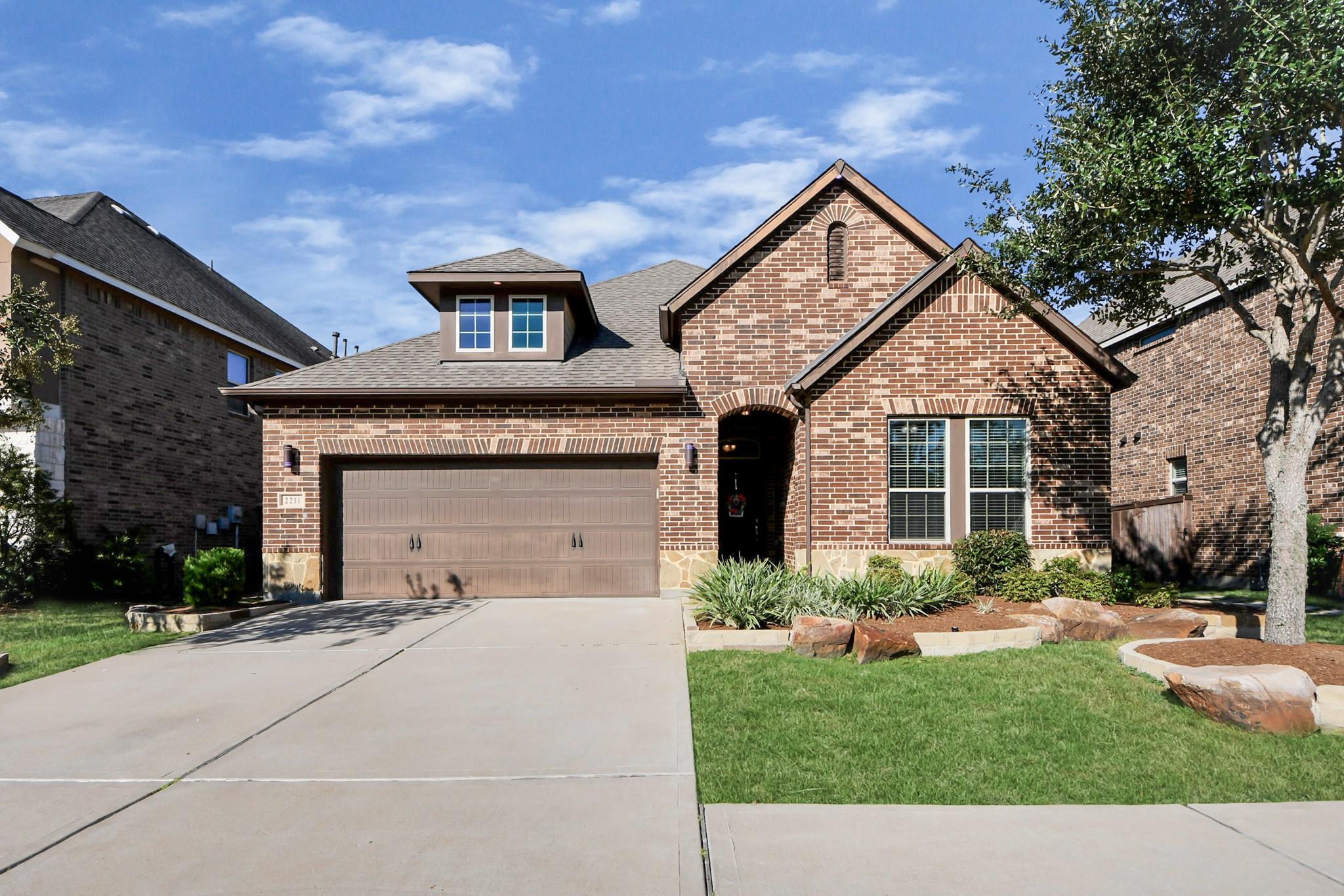 2211 Tonkawa Trail