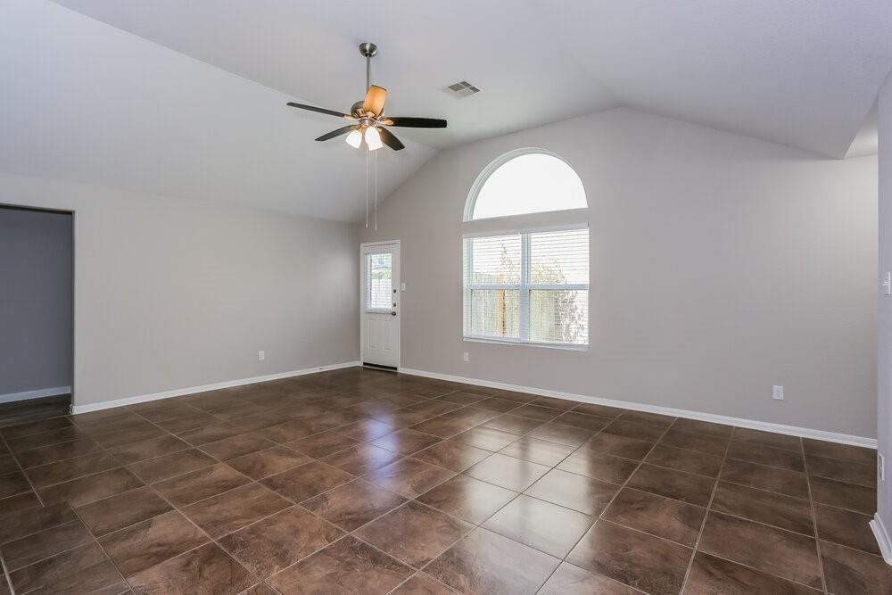 5202 El Tigre Lane