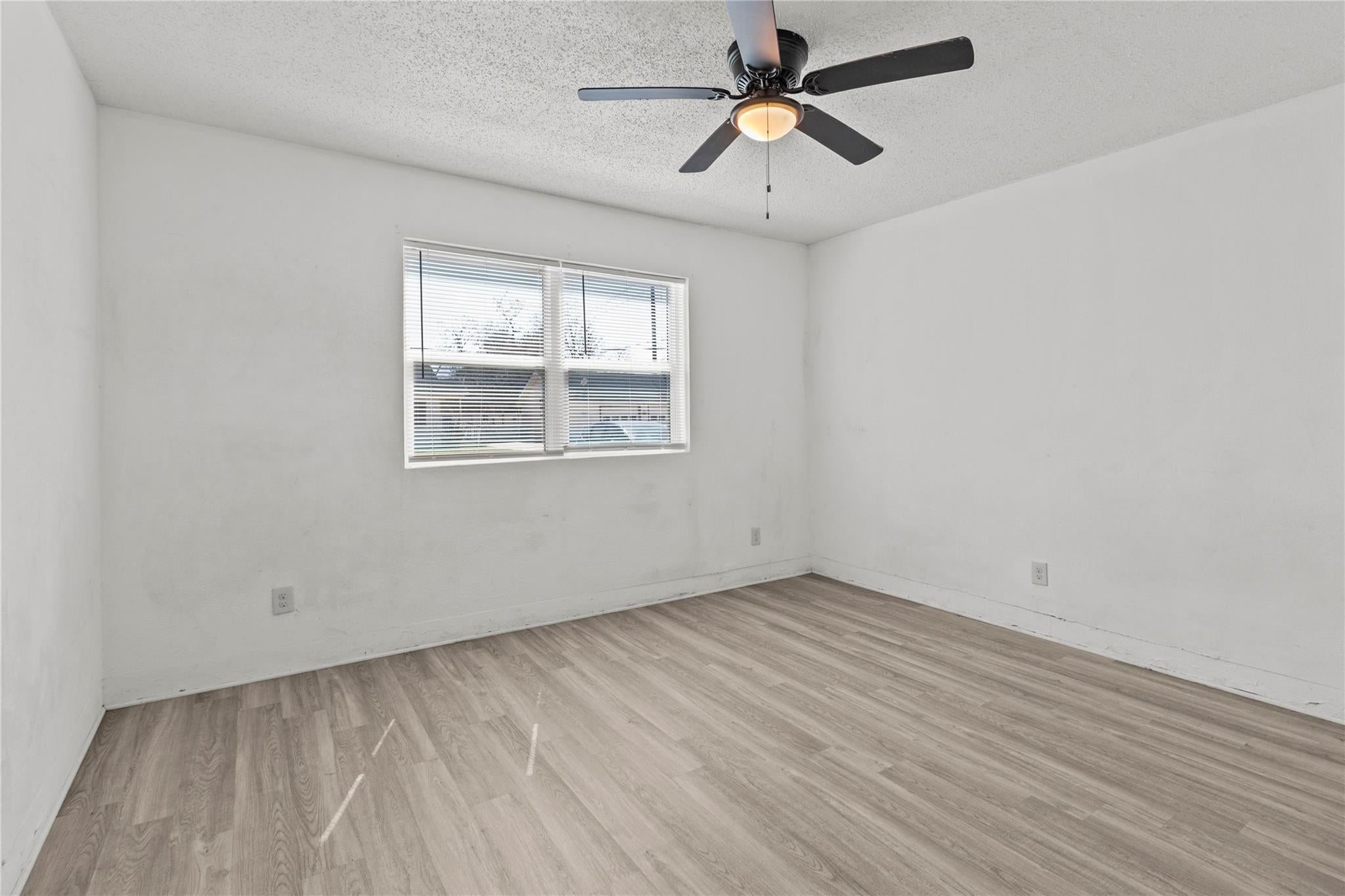317 E B Street 317