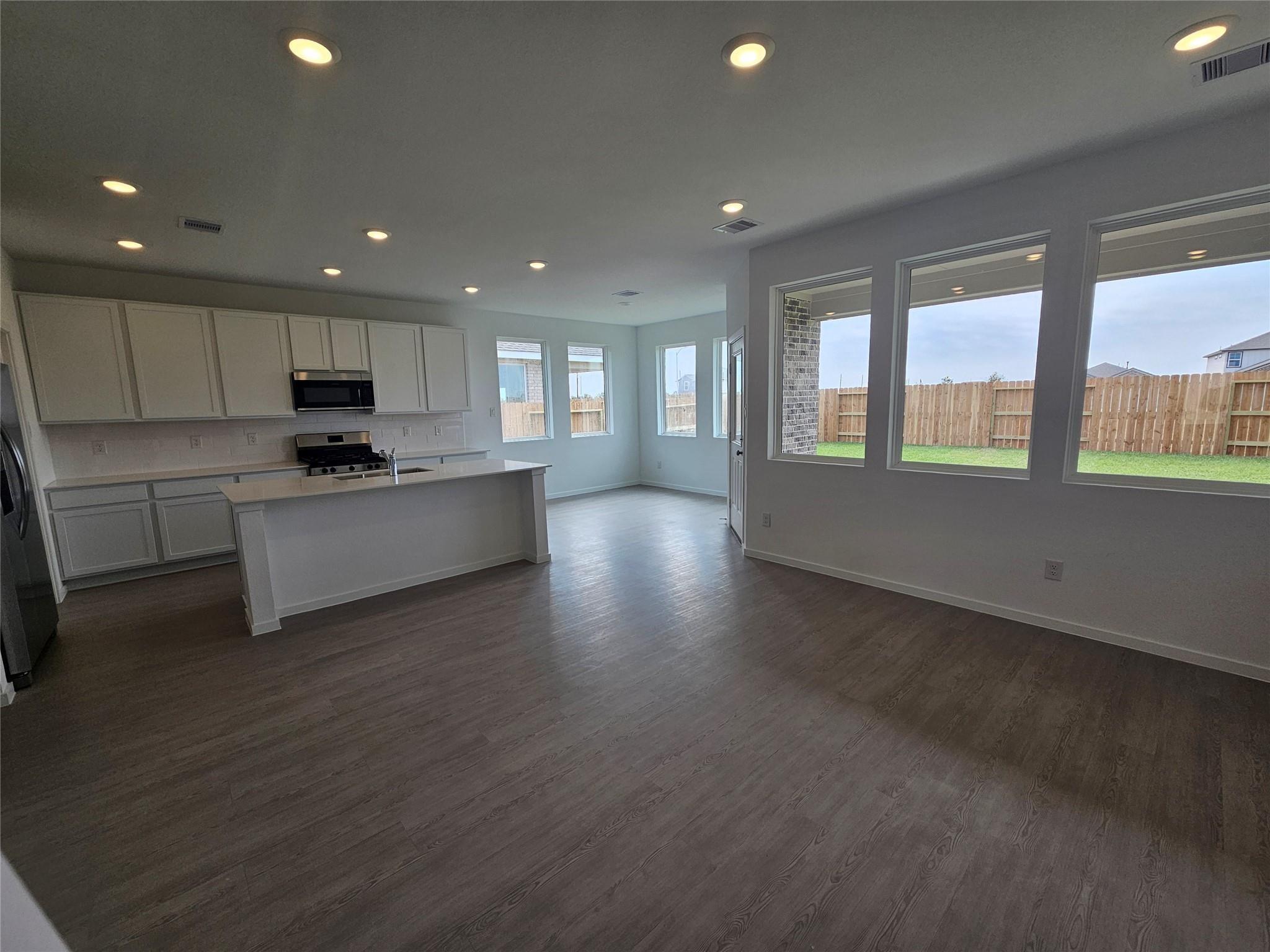 5419 Calico Bass Drive