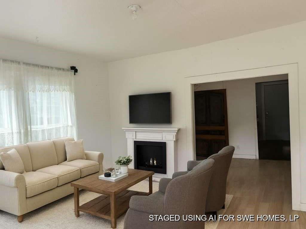 634 E Bernard Street