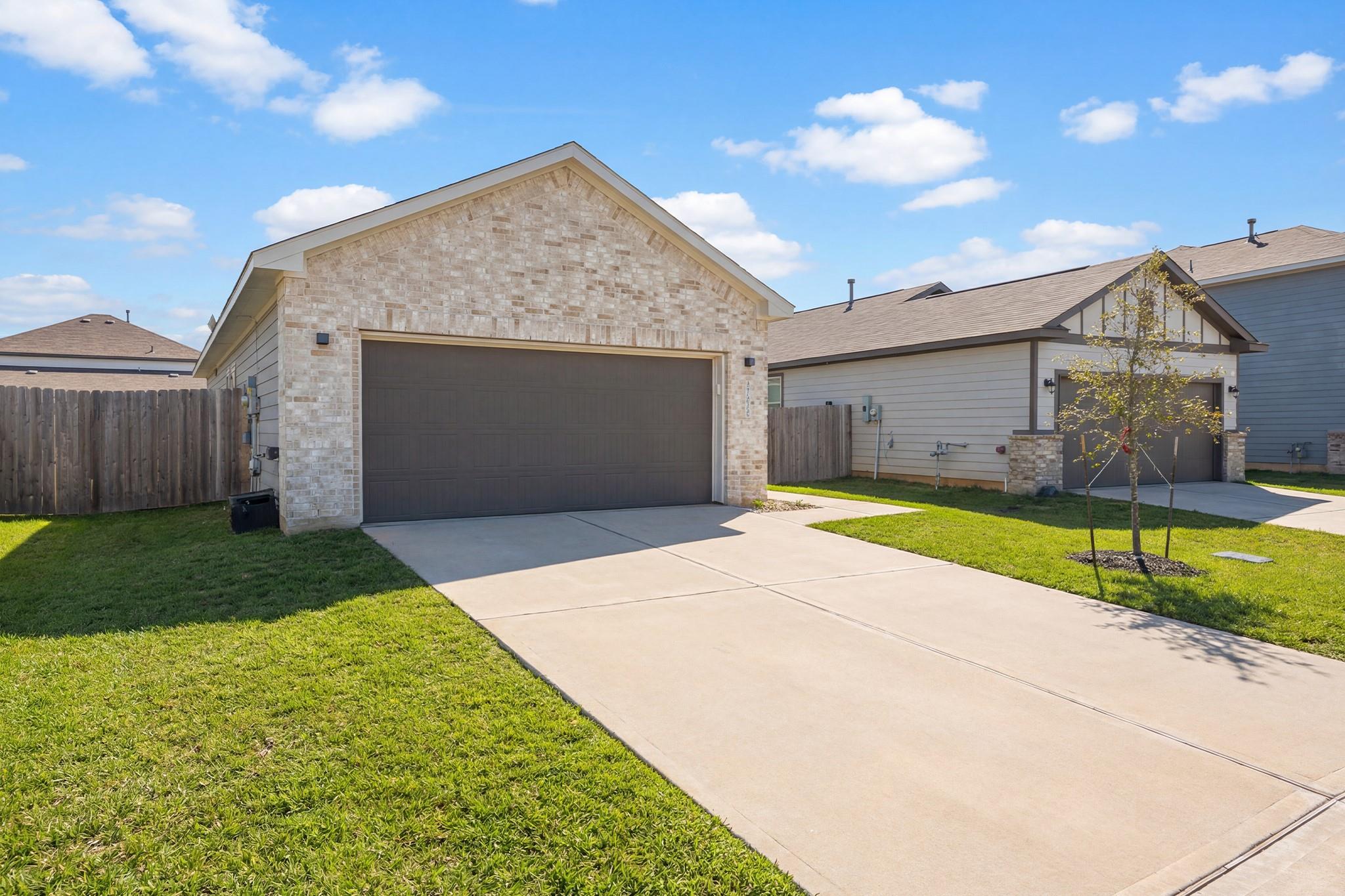 25847 Hickory Pecan Trail