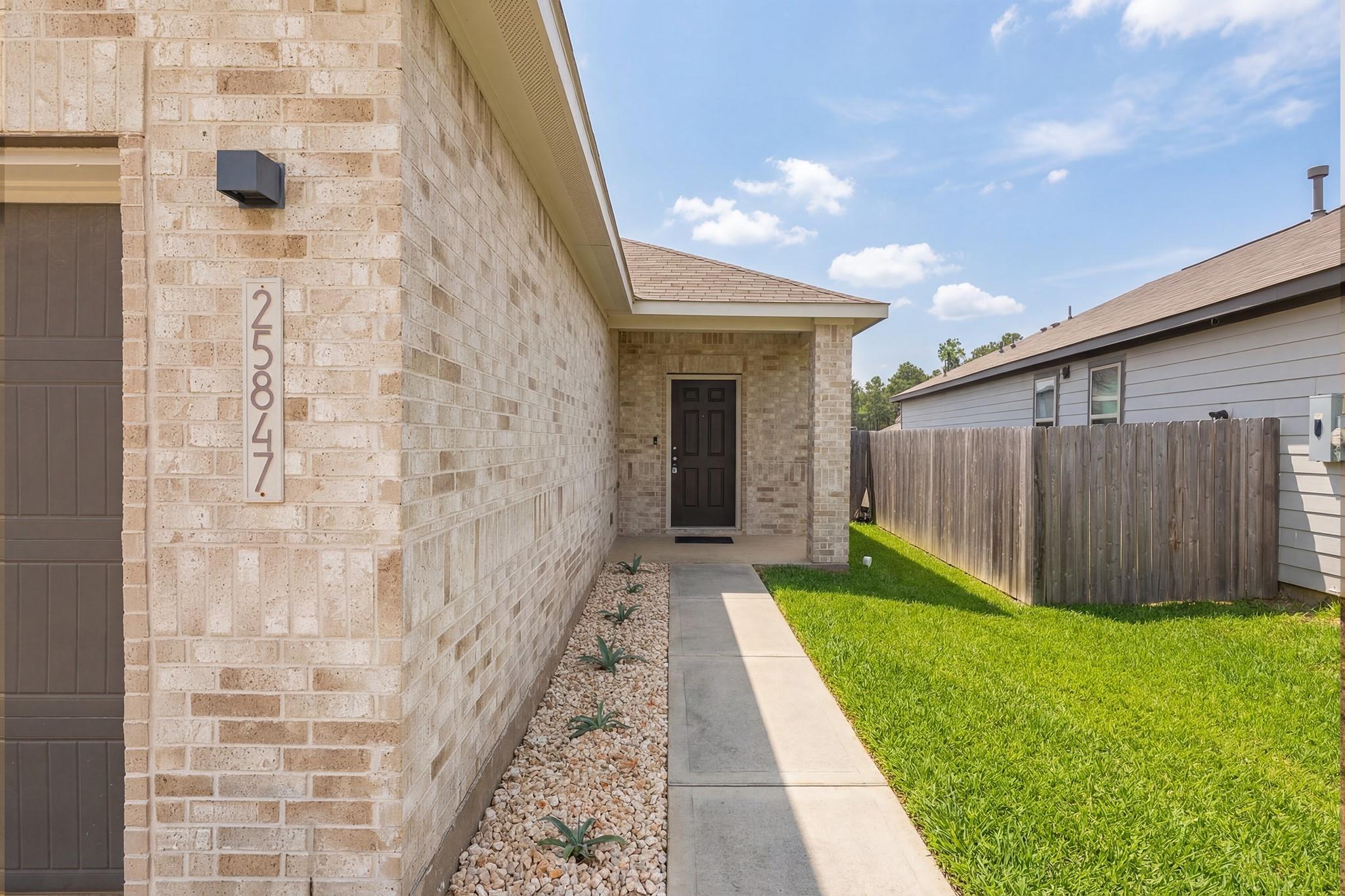 25847 Hickory Pecan Trail