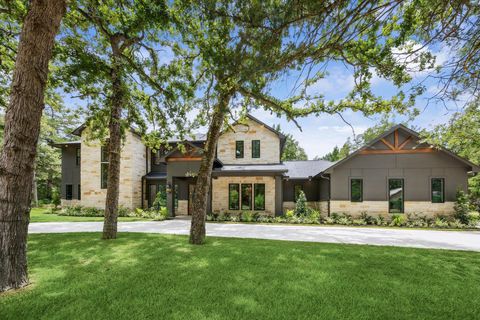 Homes For Sale - 211 St Andrews Drive<br/> New Ulm, TX 78950