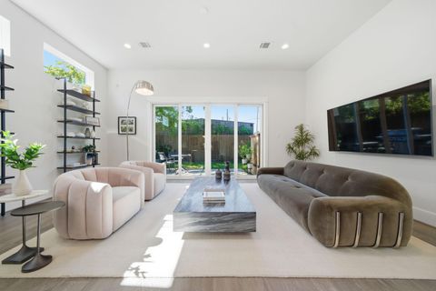 Tiny photo for 1529 Laird Street, Houston, TX 77008 (MLS # 37517975)