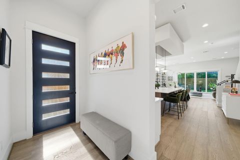 Tiny photo for 1529 Laird Street, Houston, TX 77008 (MLS # 37517975)