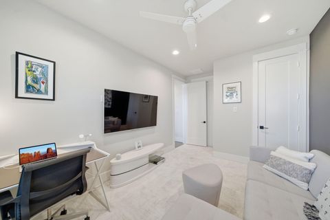 Tiny photo for 1529 Laird Street, Houston, TX 77008 (MLS # 37517975)