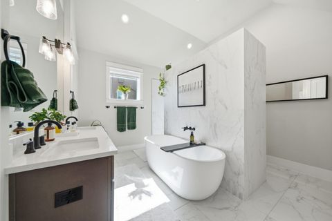 Tiny photo for 1529 Laird Street, Houston, TX 77008 (MLS # 37517975)