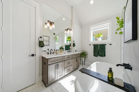 Tiny photo for 1529 Laird Street, Houston, TX 77008 (MLS # 37517975)