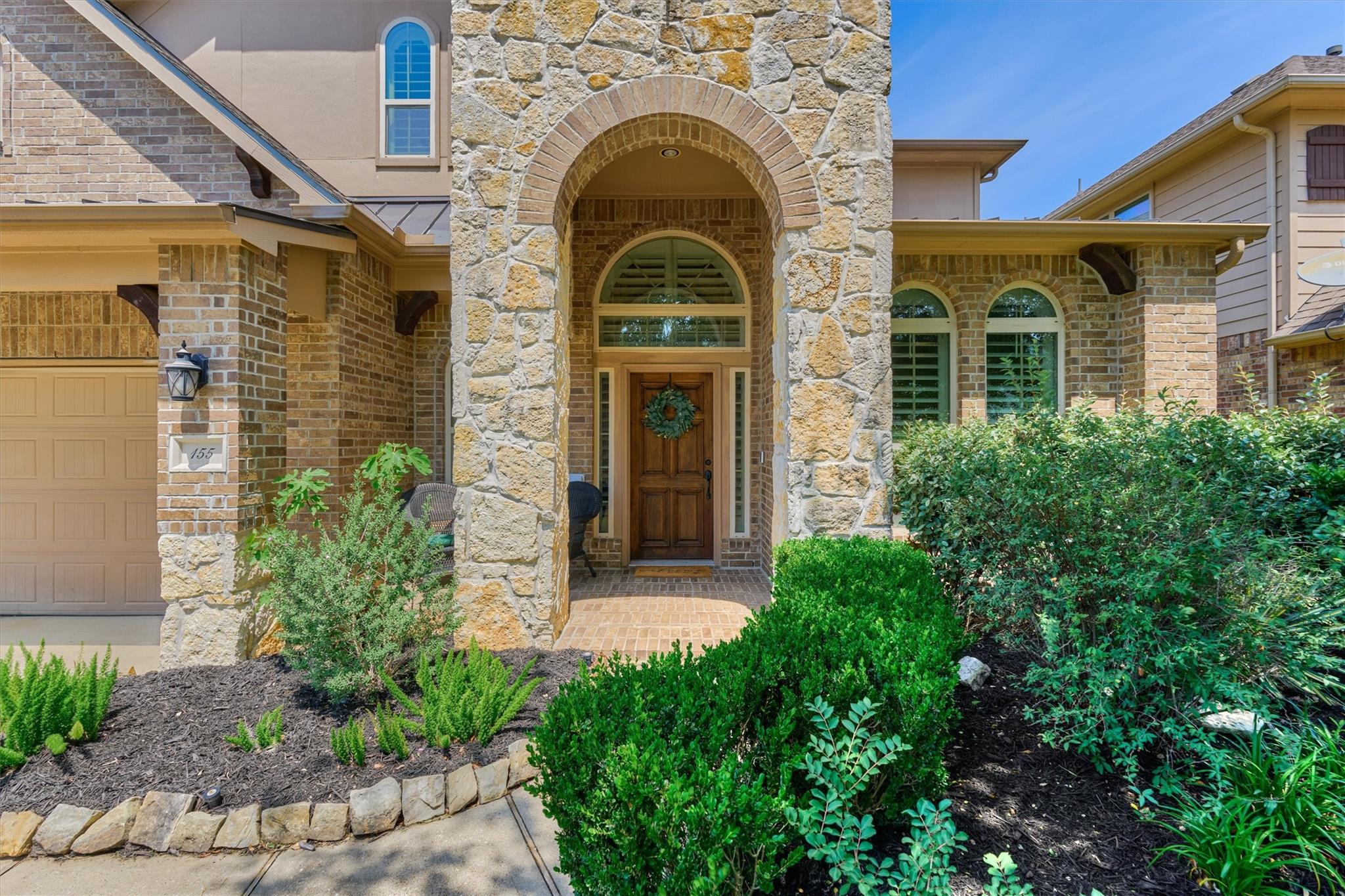 155 W Wading Pond Circle