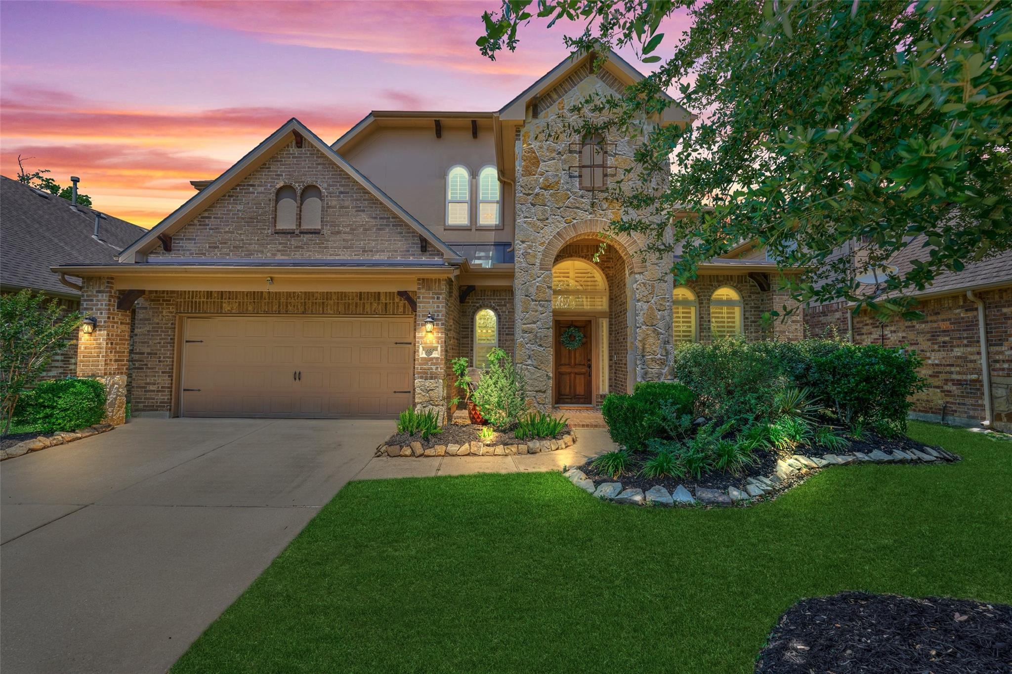 155 W Wading Pond Circle