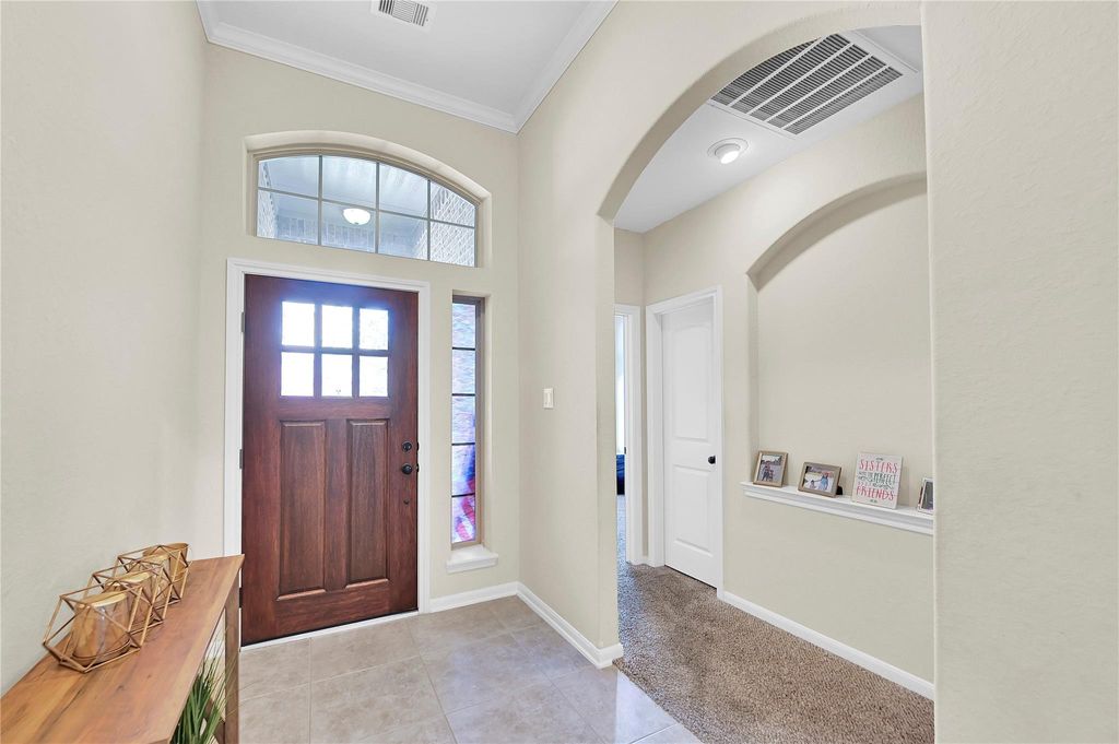 Photo of 8927 Summer Iris Trail, Cypress, TX 77433 (MLS # 85145370)