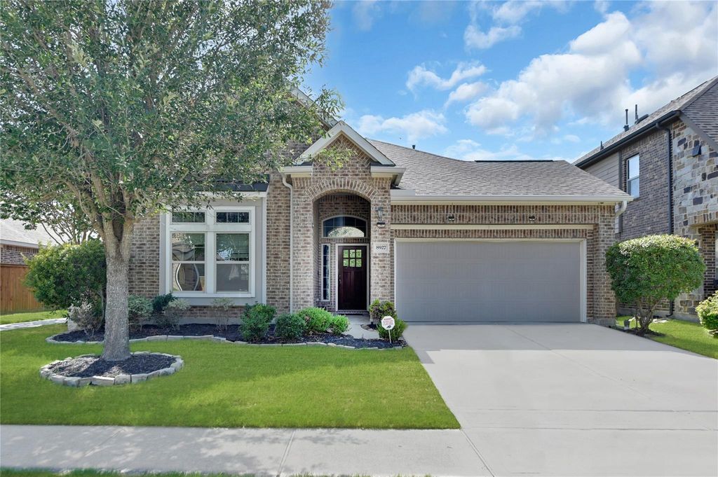 Photo of 8927 Summer Iris Trail, Cypress, TX 77433 (MLS # 85145370)
