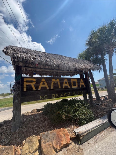 Photo of 998 Ramada Boulevard, Crystal Beach, TX 77650 (MLS # 5209165)