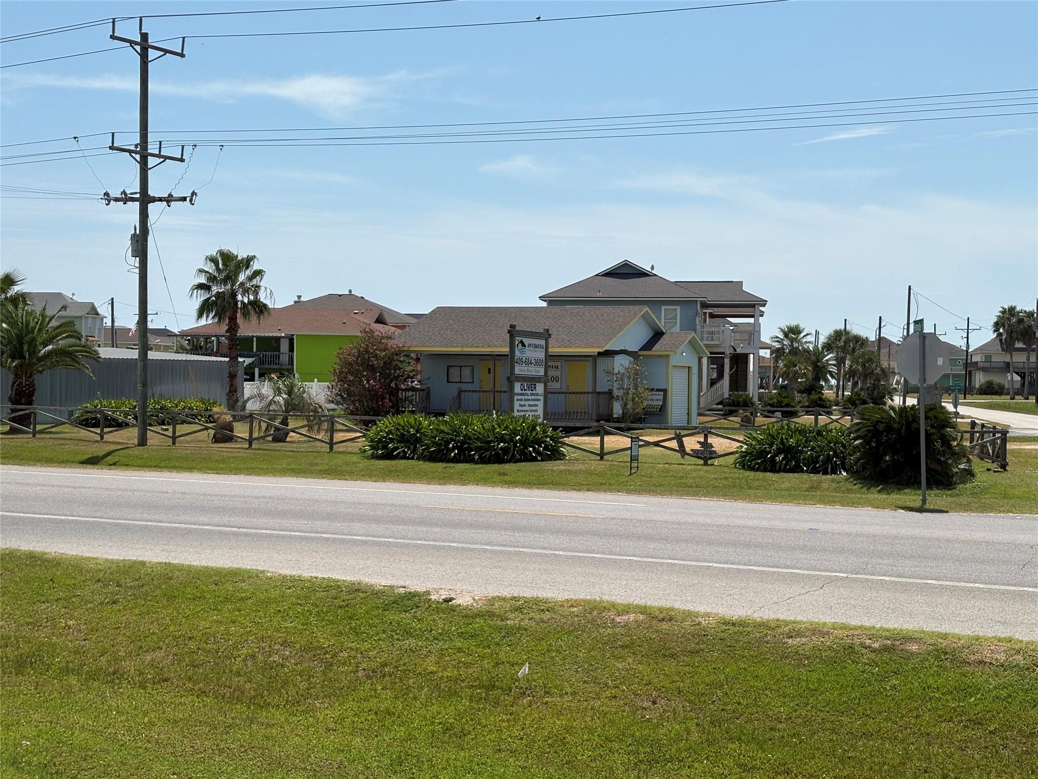 998 Ramada Boulevard