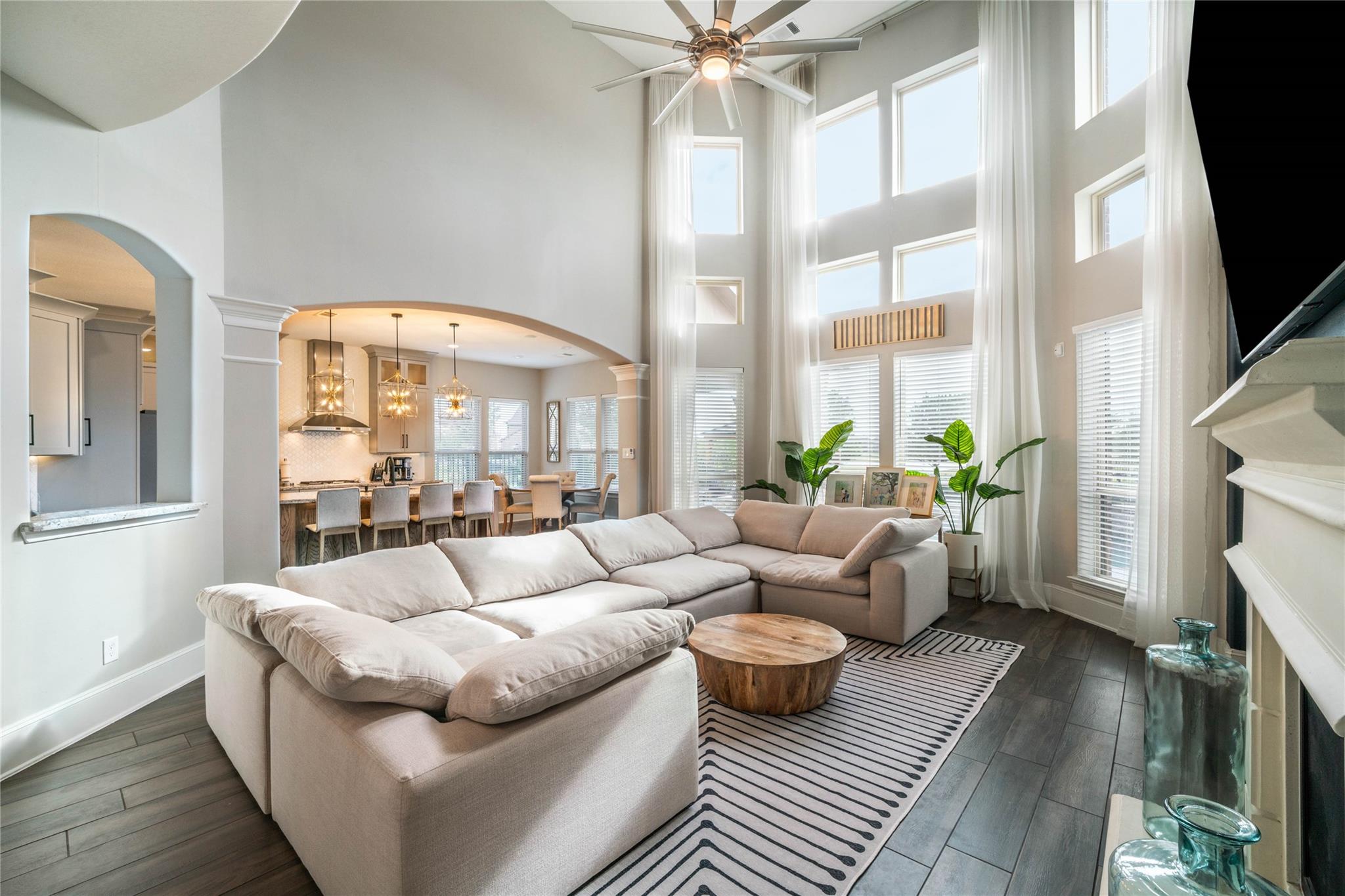 9506 Flora Rock Lane