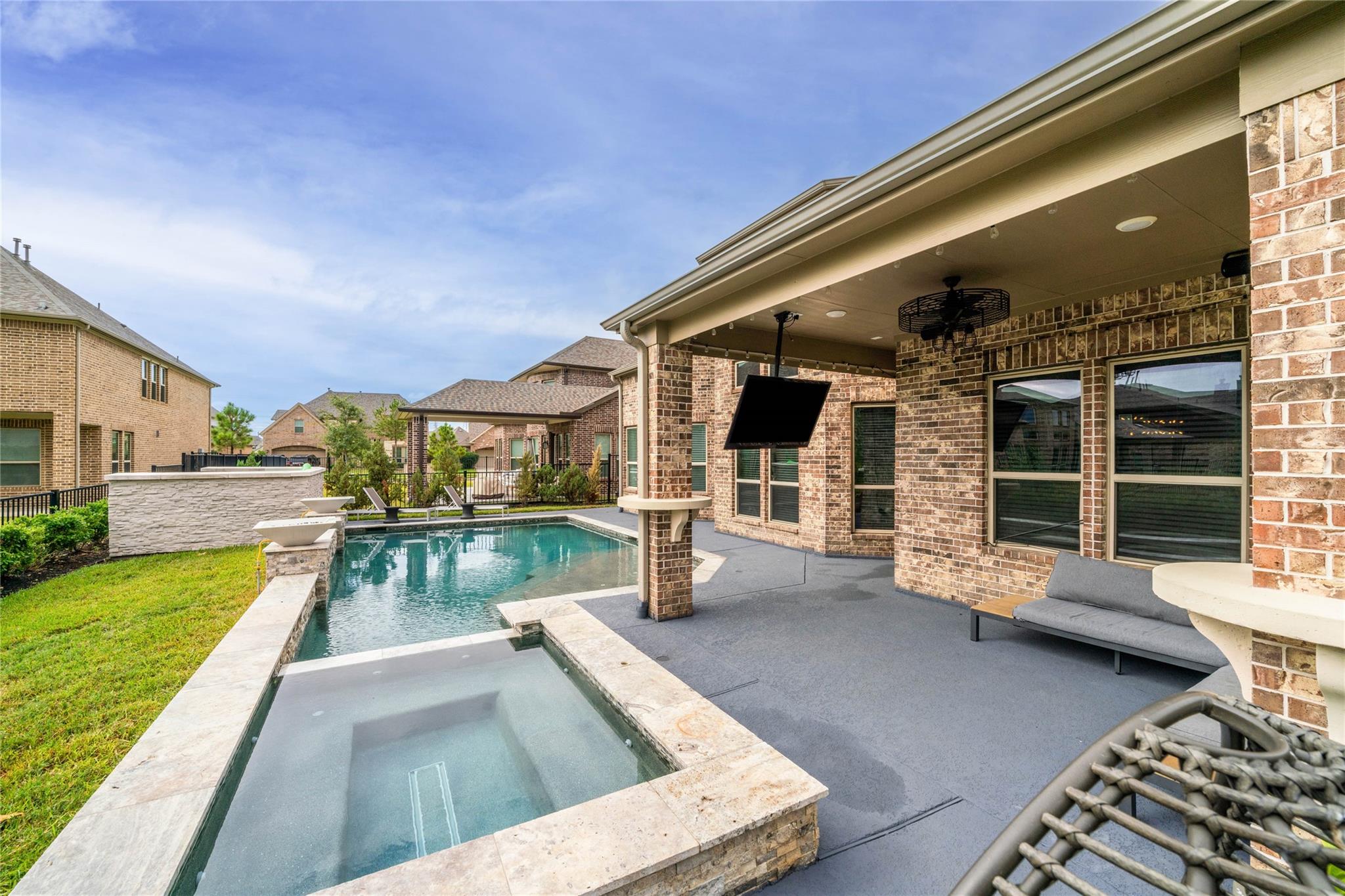 9506 Flora Rock Lane