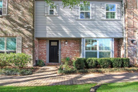 5874 Doliver Drive 121 Houston TX 77057