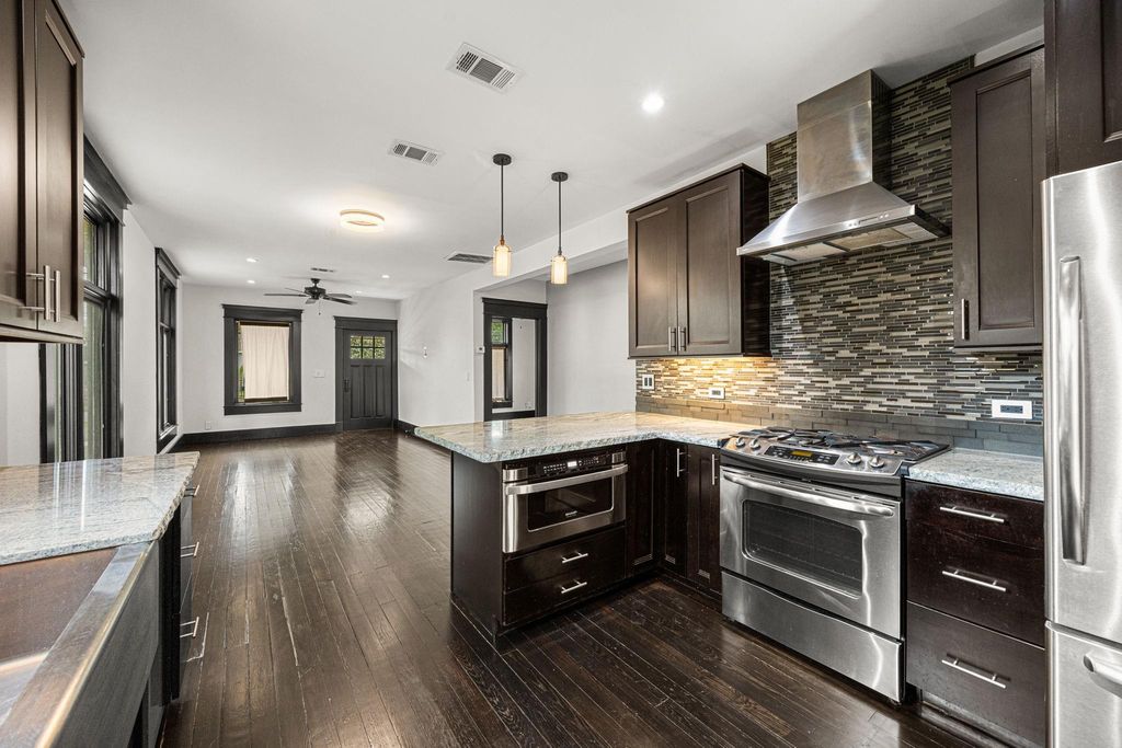 Photo of 1115 Adele Street, Houston, TX 77009 (MLS # 62786731)