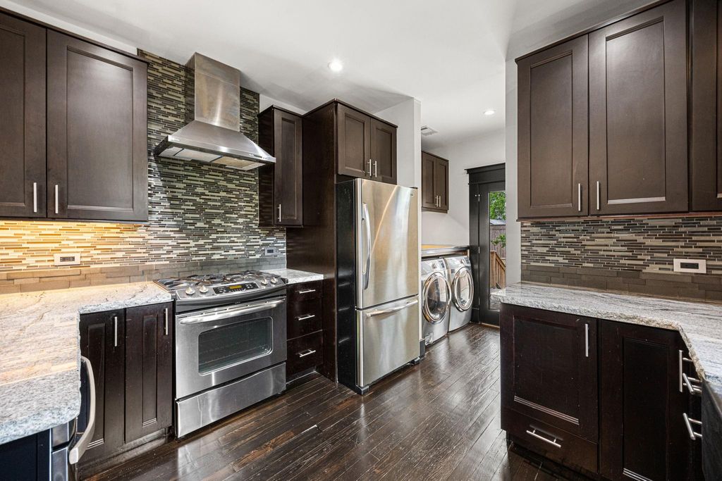 Photo of 1115 Adele Street, Houston, TX 77009 (MLS # 62786731)