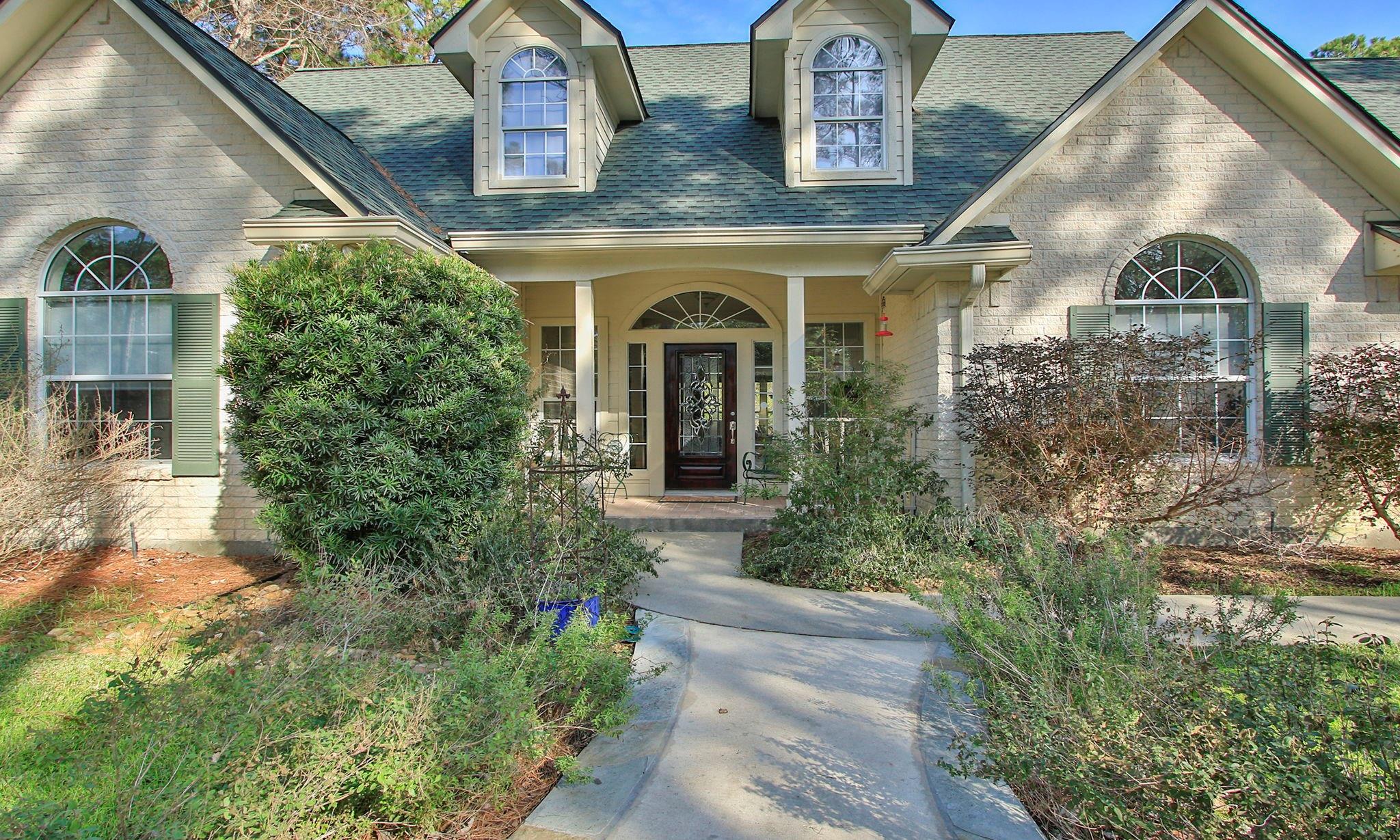 22310 Meadowsweet Drive