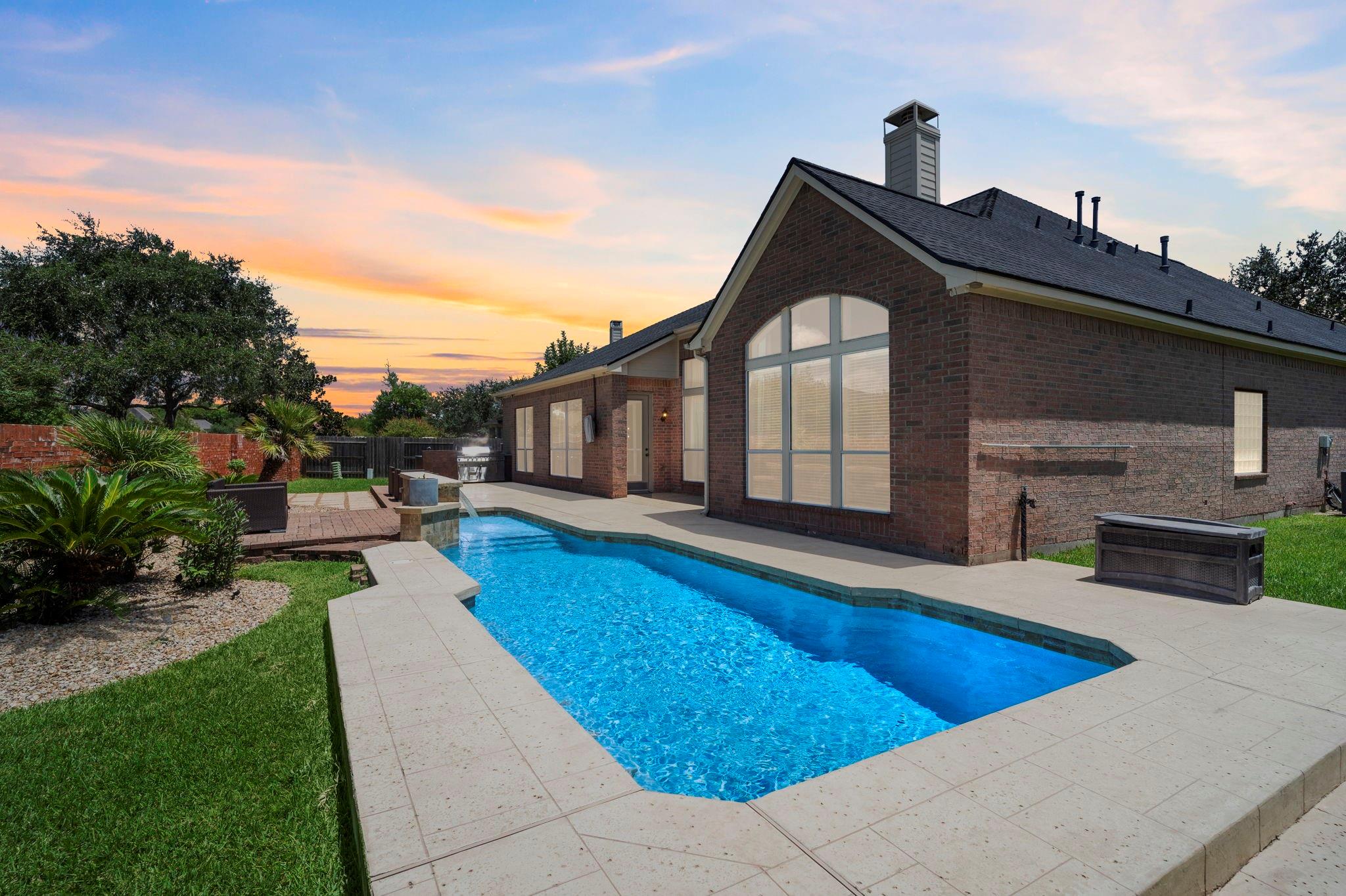 8403 Cape Henry