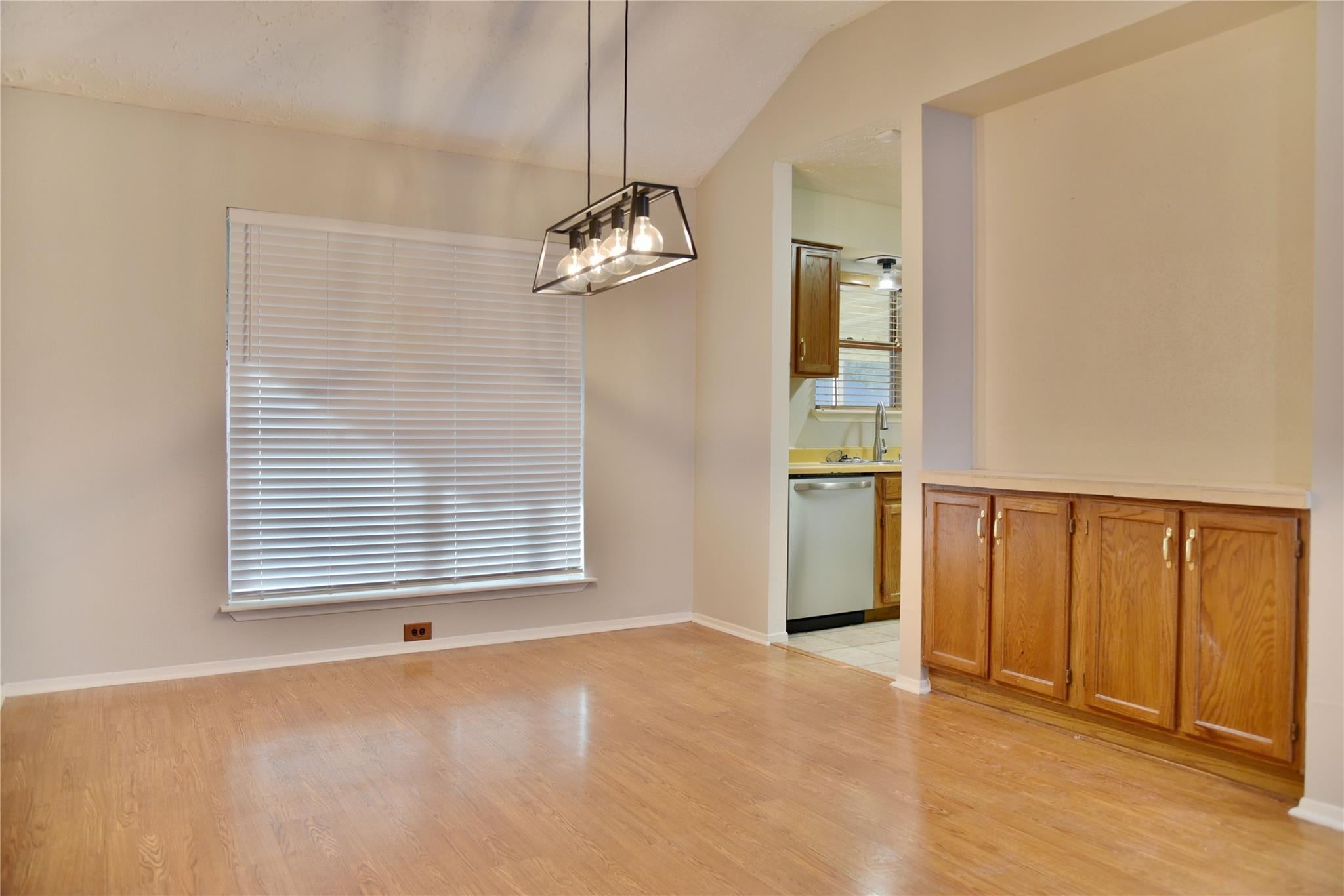 706 Leicester Lane