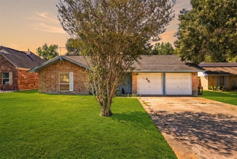 Photo of 31715 Ironwood Drive, Waller, TX 77484 (MLS # 83071467)