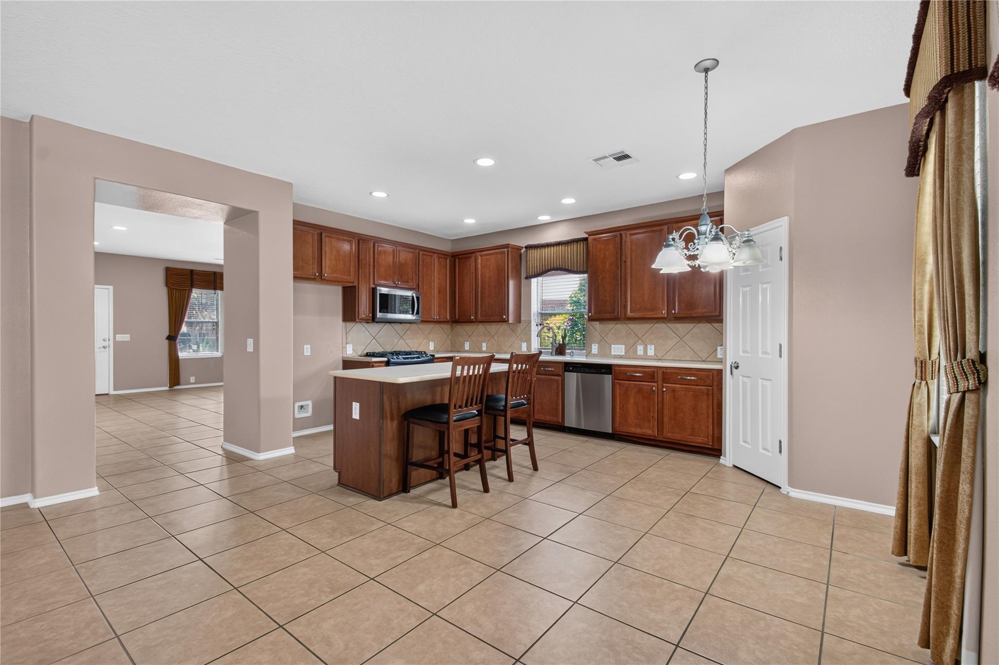 5303 Persimmon Pass