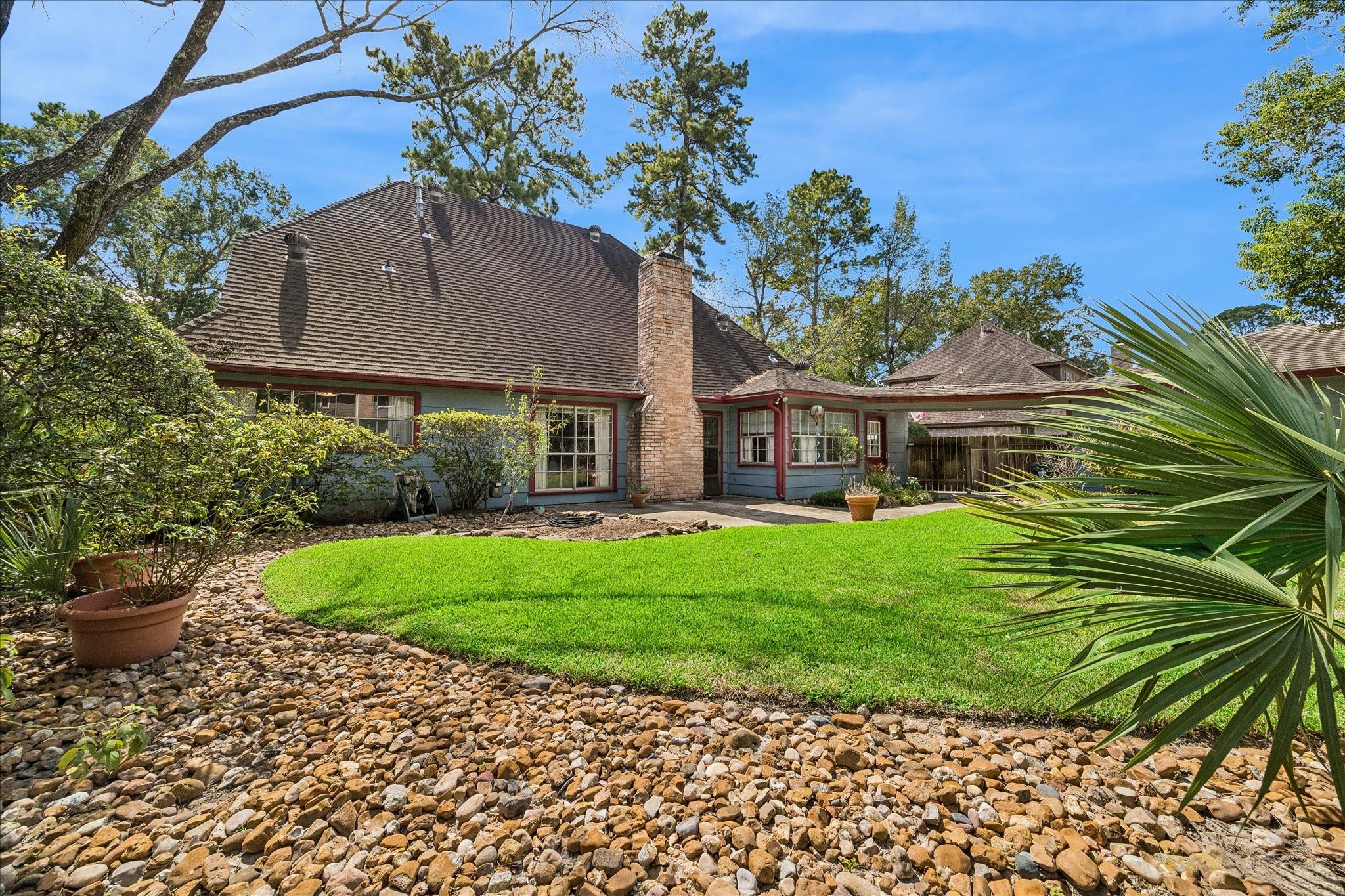 3523 Village Oaks Drive