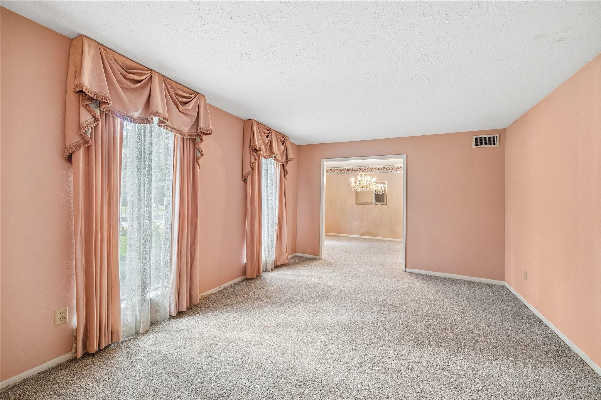 3523 Village Oaks Drive