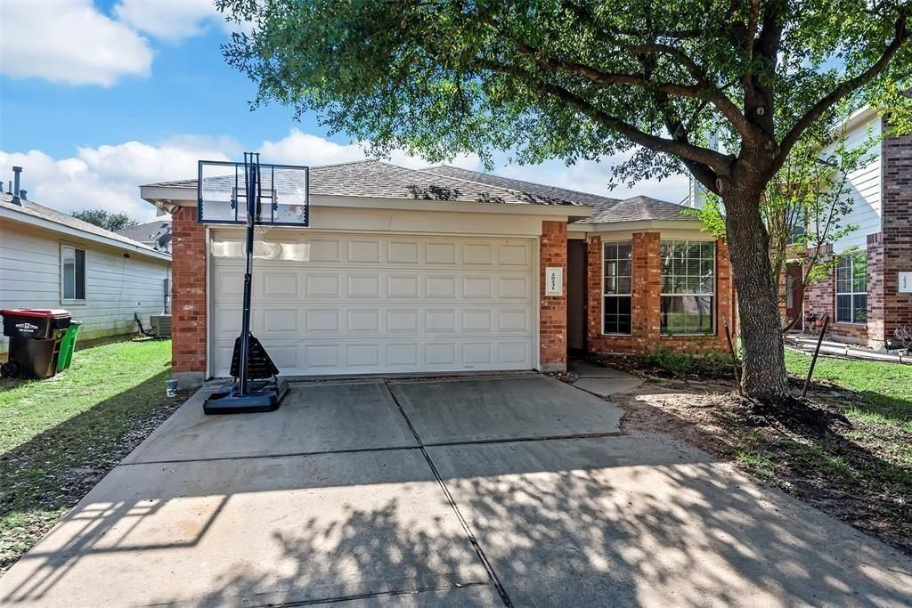 Photo of 20231 Ribbonwood Point Court, Tomball, TX 77375 (MLS # 19336634)
