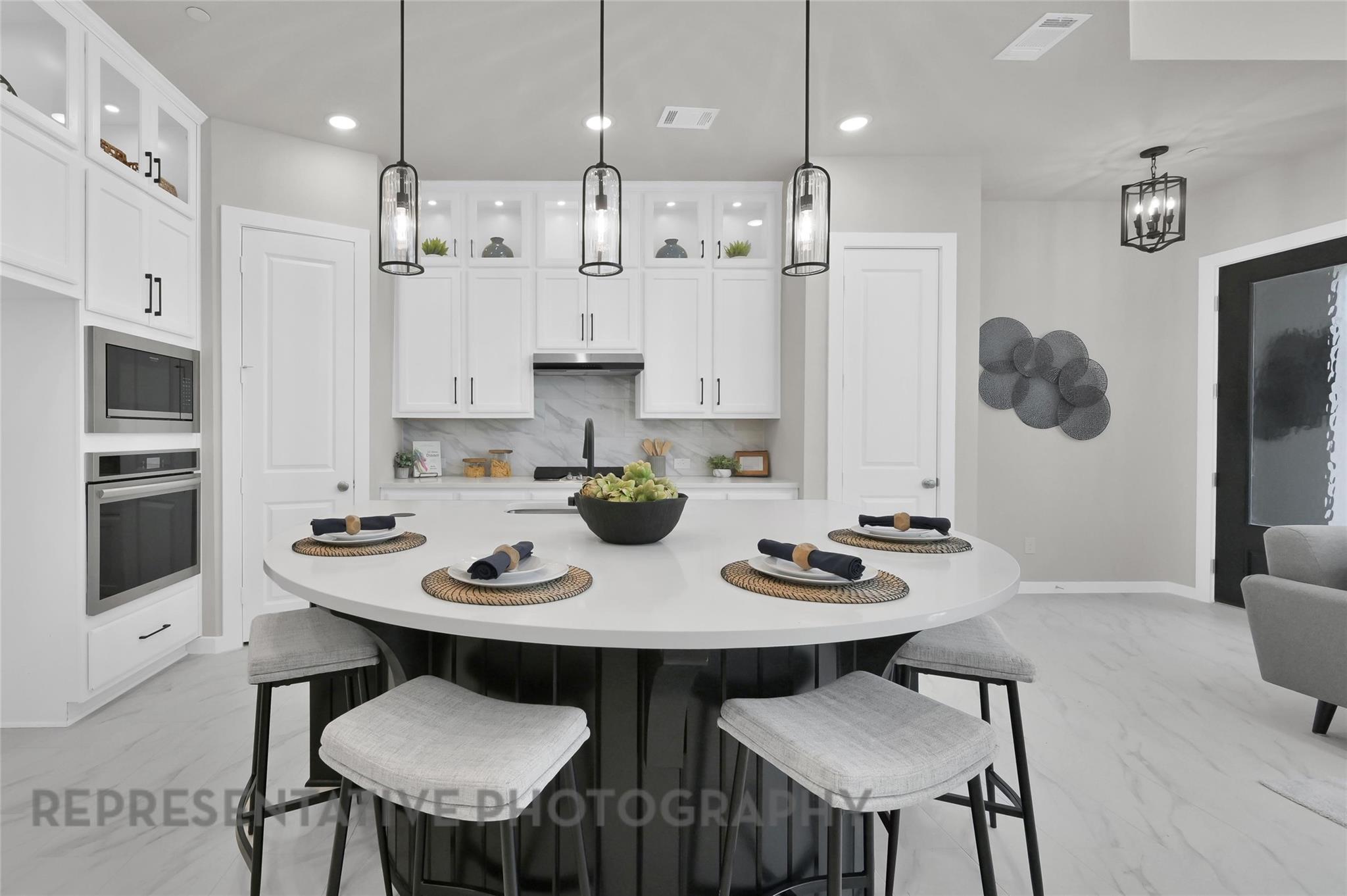 2708 Woodforest Parkway N