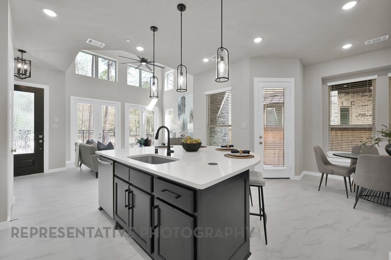 2708 Woodforest Parkway N