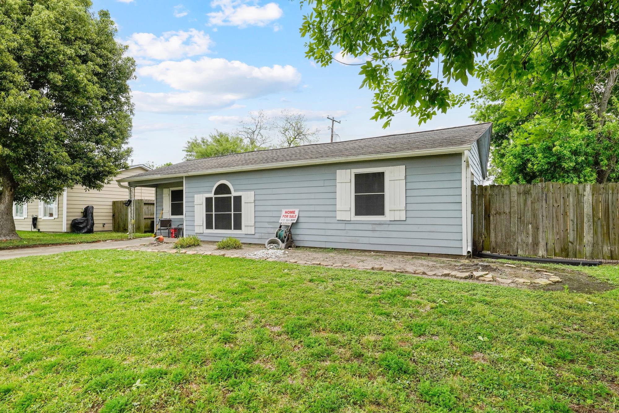 2113 Pickerton Drive