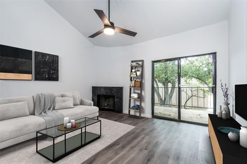 Photo of 10811 Richmond Ave Ave #109, Houston, TX 77042 (MLS # 50617763)