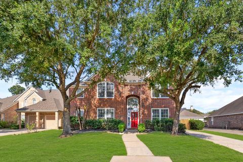 Photo of 18106 Castle Rain Drive, Humble, TX 77346 (MLS # 29546787)