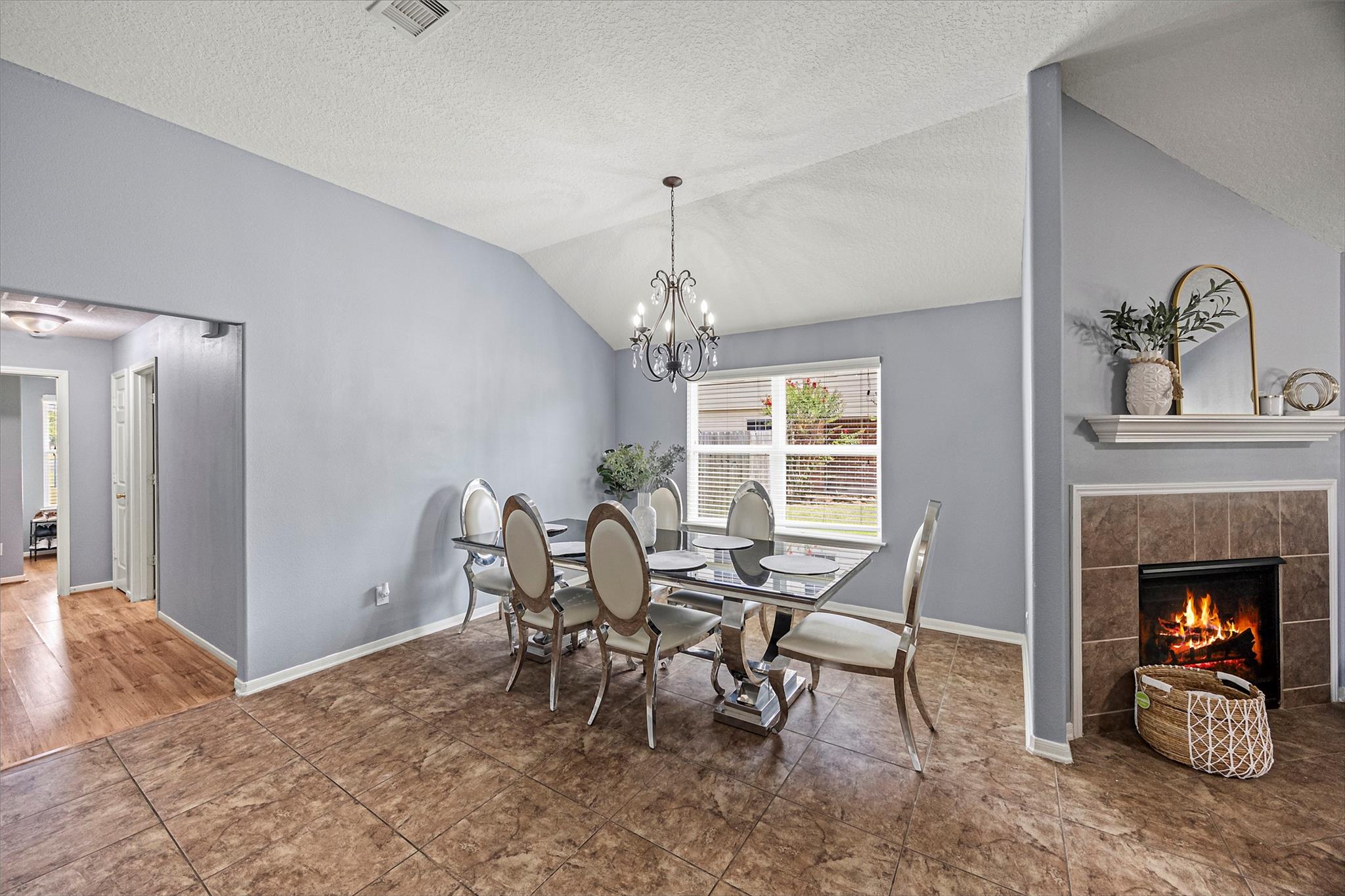5623 Cinnamon Lake Drive