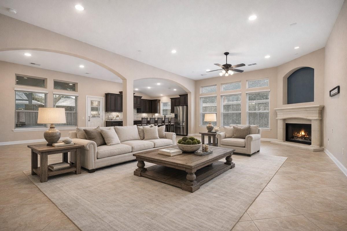 26414 Red Cliff Ridge