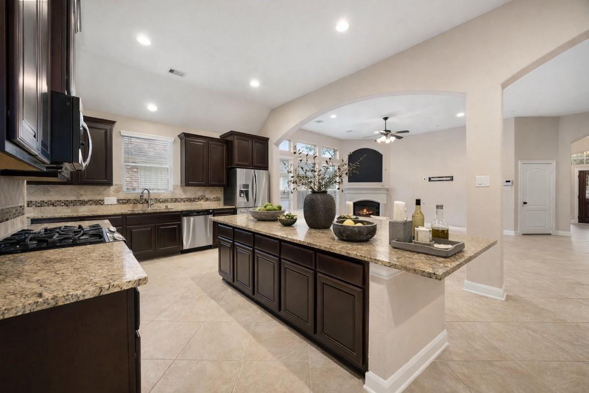 26414 Red Cliff Ridge