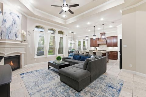 Photo of 7 Camplight Court, The Woodlands, TX 77389 (MLS # 61789003)