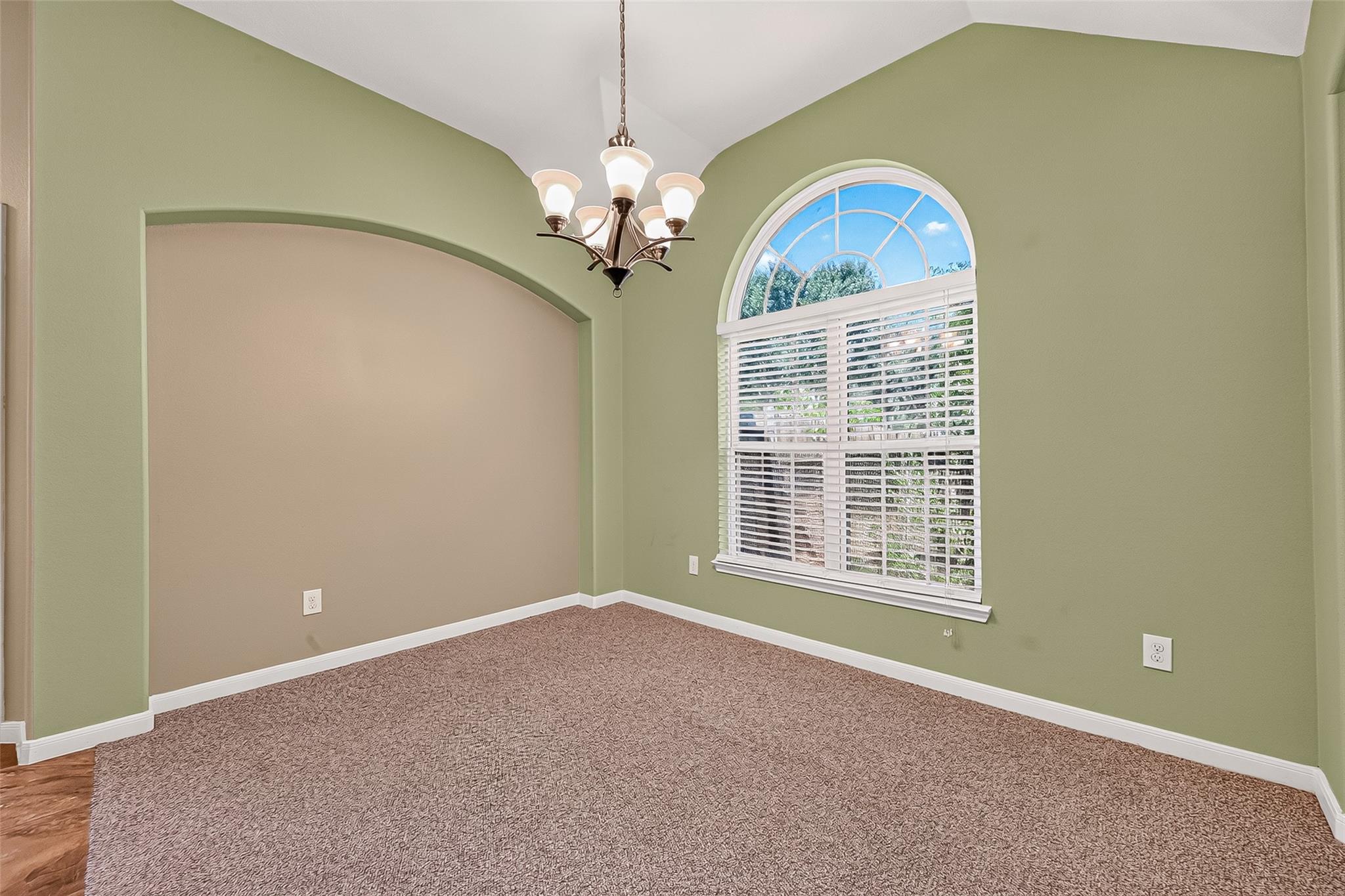 2014 Foxgate Drive