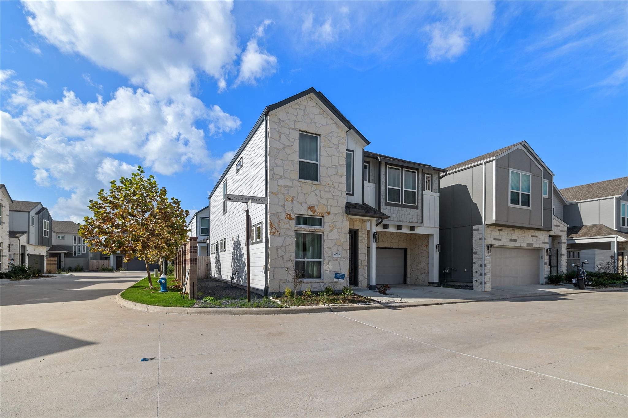 4203 Weathered Oak Drive