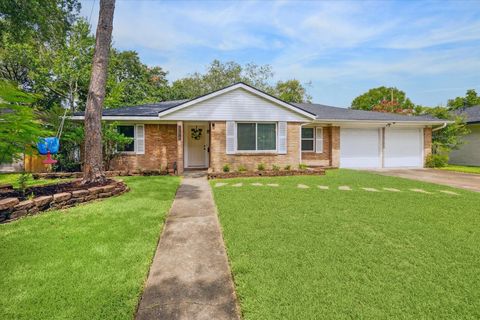 Photo of 11510 Mullins Drive, Houston, TX 77035 (MLS # 3348666)
