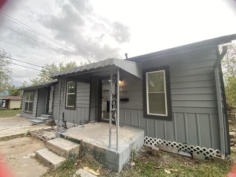 Photo of 810 Clinton Park Street, Houston, TX 77029 (MLS # 36351996)