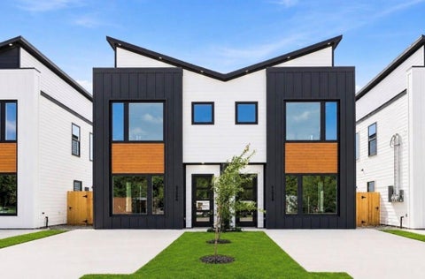 Photo of 9106 Coffee Street #B, Houston, TX 77033 (MLS # 49173983)